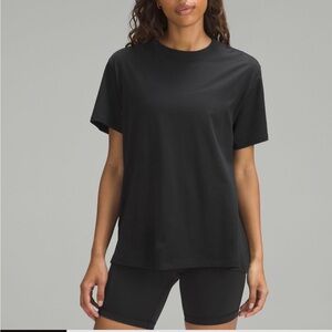 Lululemon Athletica Gray Short Sleeve Tee